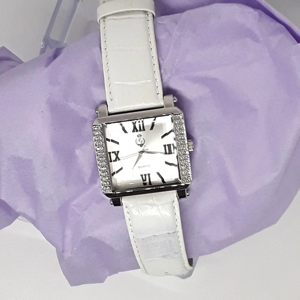 Premier Designs Ladies Watch With Crystals  Leather Band Sparkle Glam